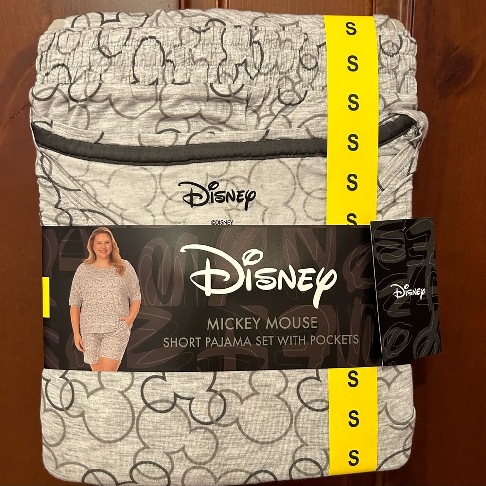 Disney Mickey Mouse Short Pajama Set with Pockets